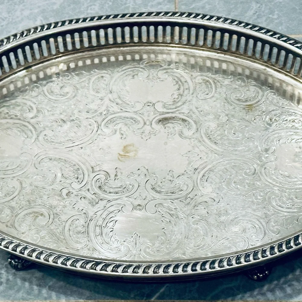 W&S Blackinton Footed Silverplate Serving / Vanity Tray Pierced Edges Handles - Picture 2 of 6